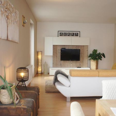 Apartment 66 - Stylisches Apartment Mit Balkon & Toplage In Brixen Bagian luar foto