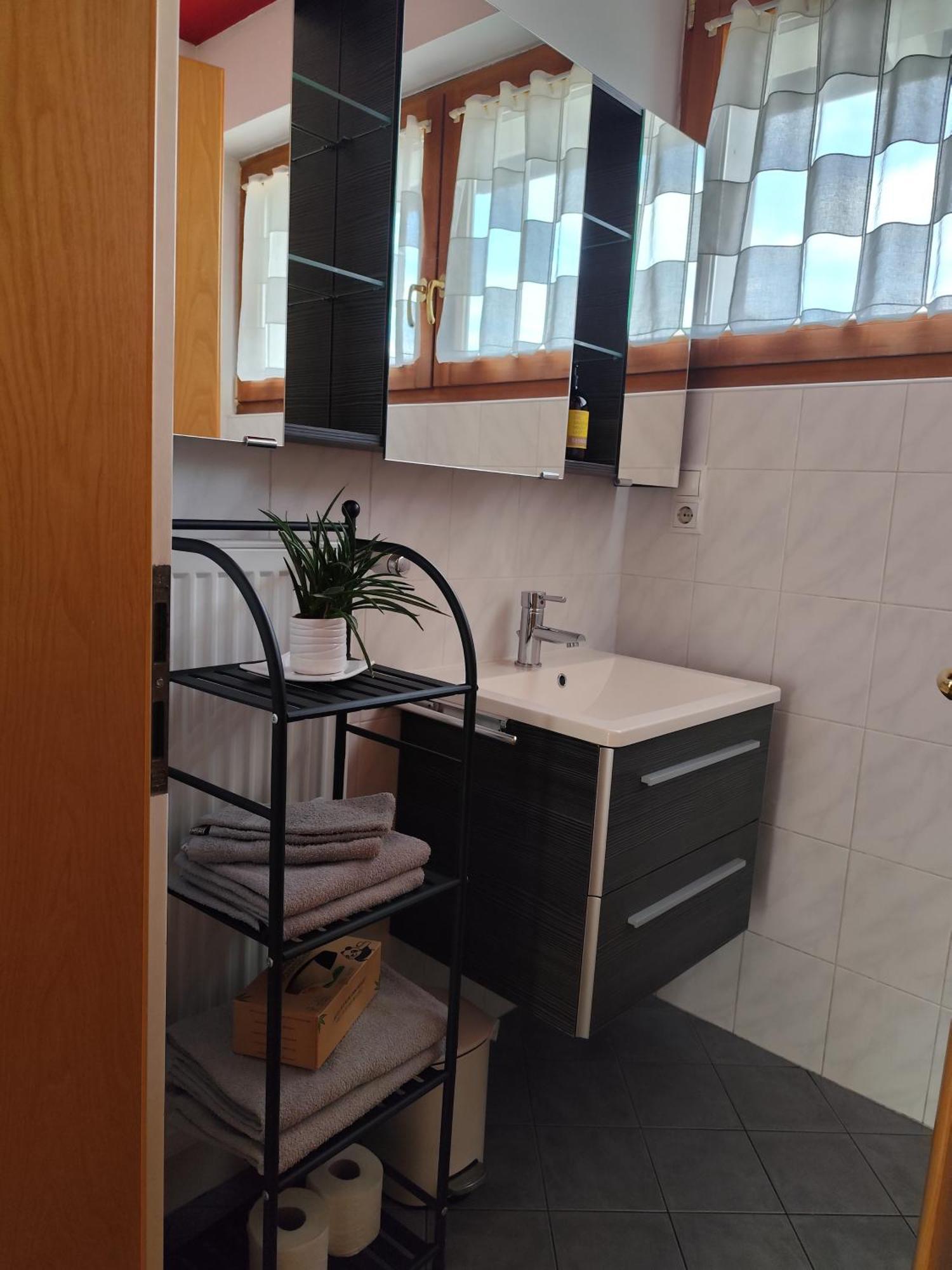 Apartment 66 - Stylisches Apartment Mit Balkon & Toplage In Brixen Bagian luar foto